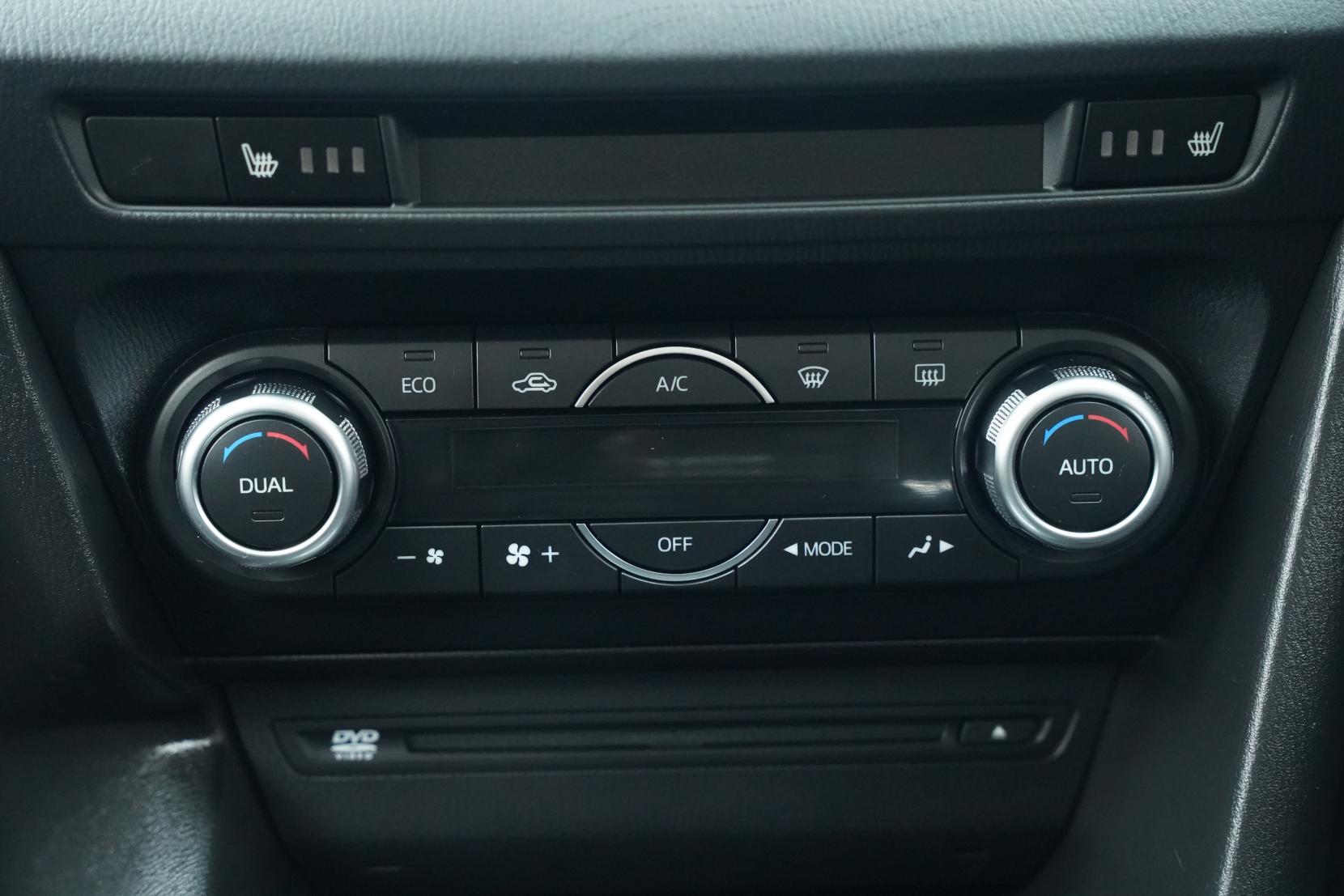 Mazda Axela HYBRID-S L PACKAGE