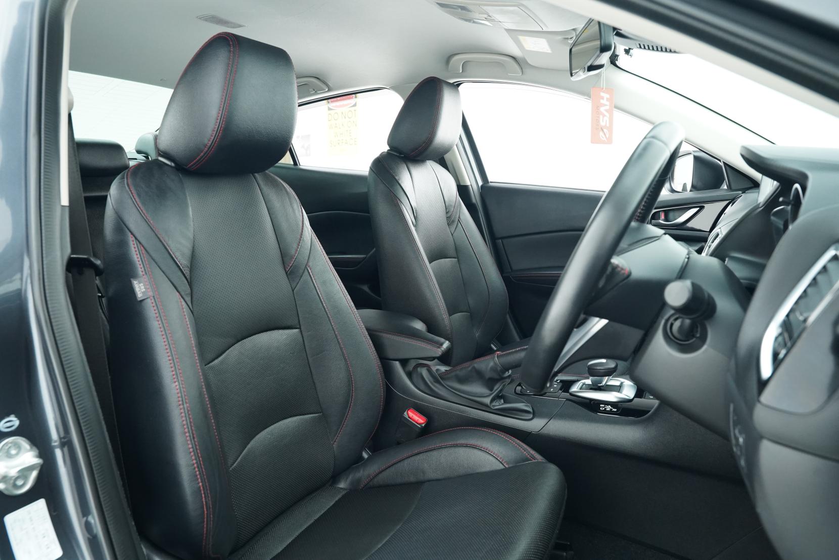 Mazda Axela HYBRID-S L PACKAGE