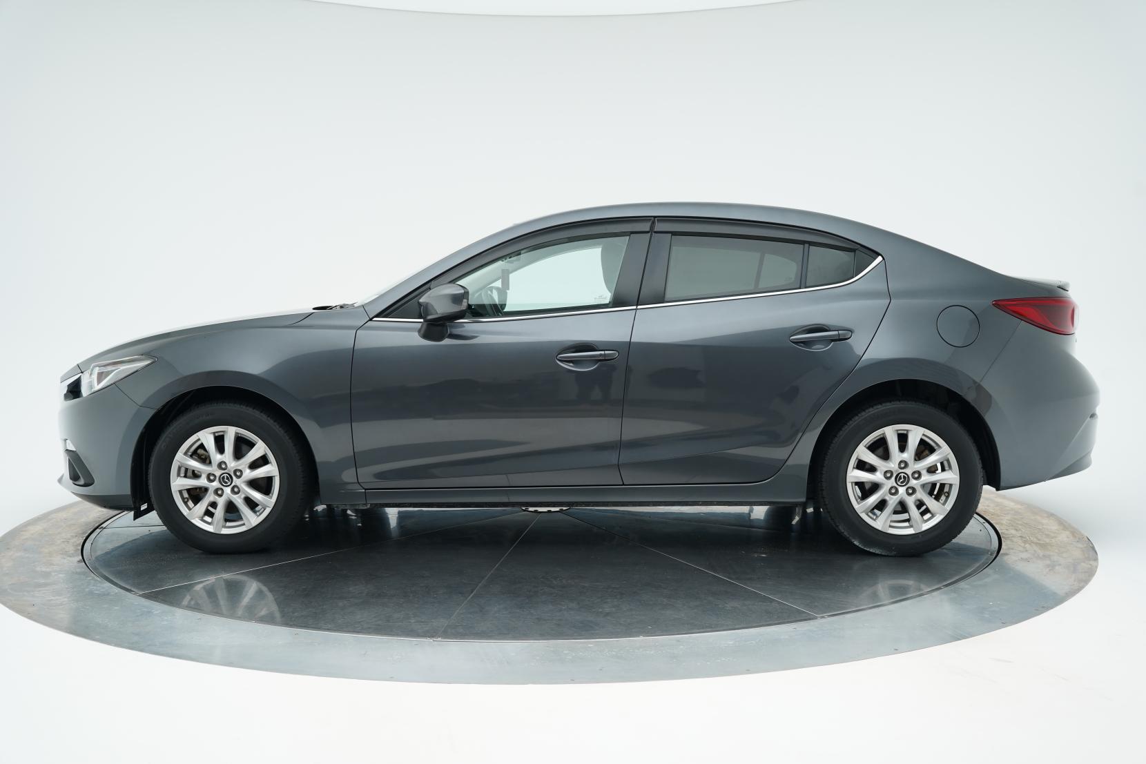 Mazda Axela HYBRID-S L PACKAGE