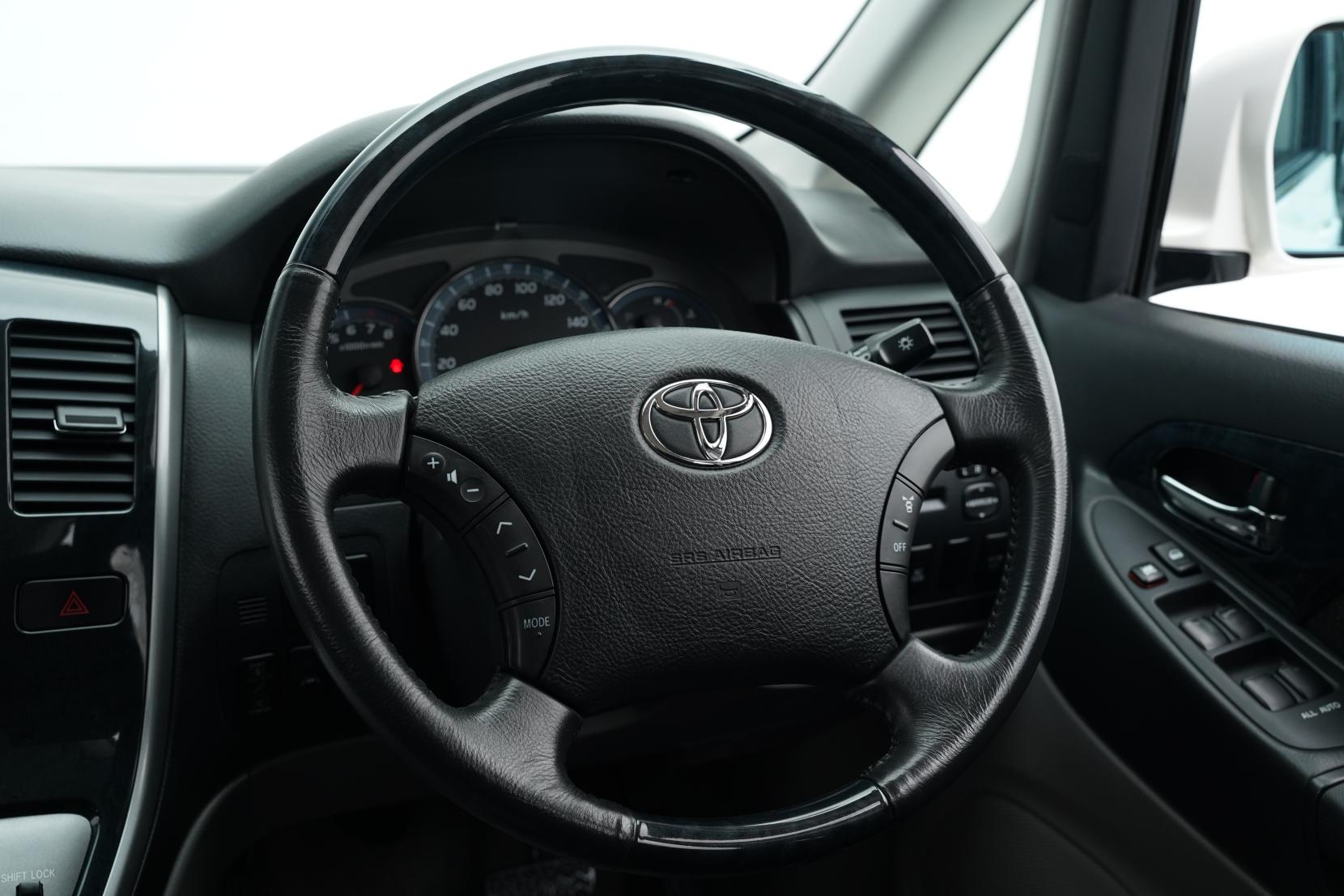 Toyota Alphard AS