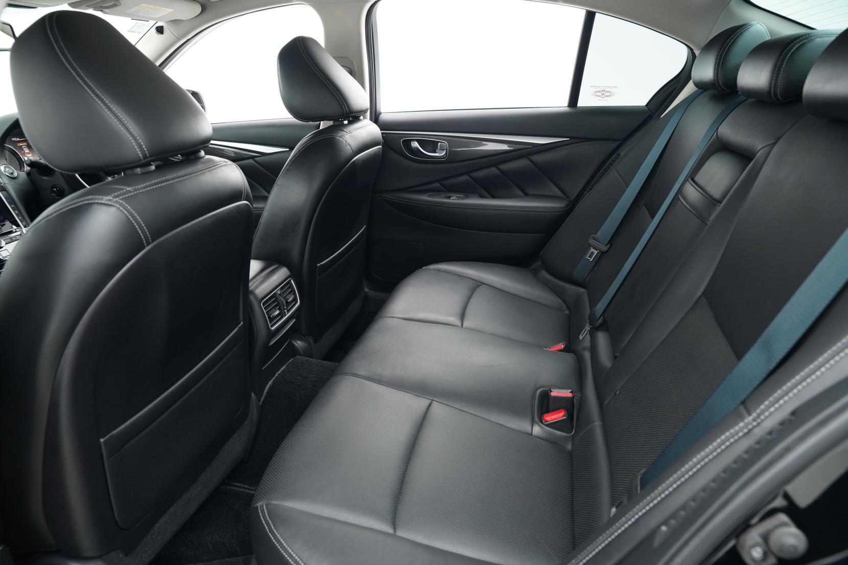 Nissan Skyline 3.5 350GT HYBRID TYPE P