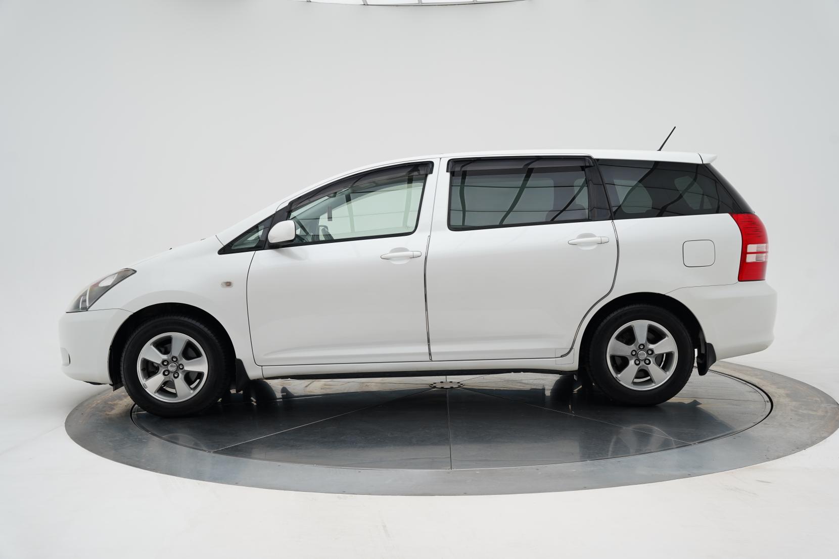 Toyota Wish 2.0 2.0G