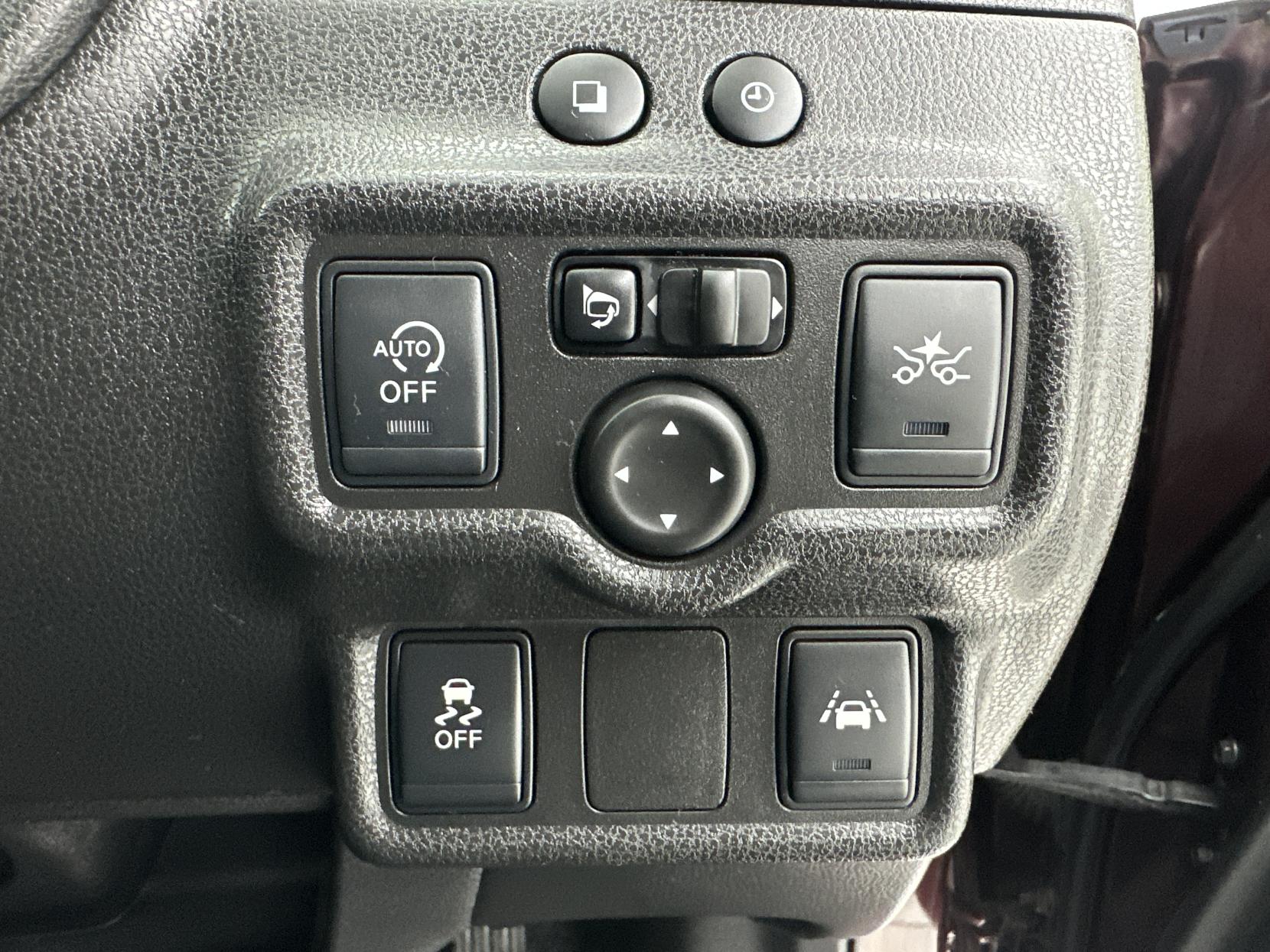 Nissan Note (2004–present) 1.2 Medalist Emergency Brake