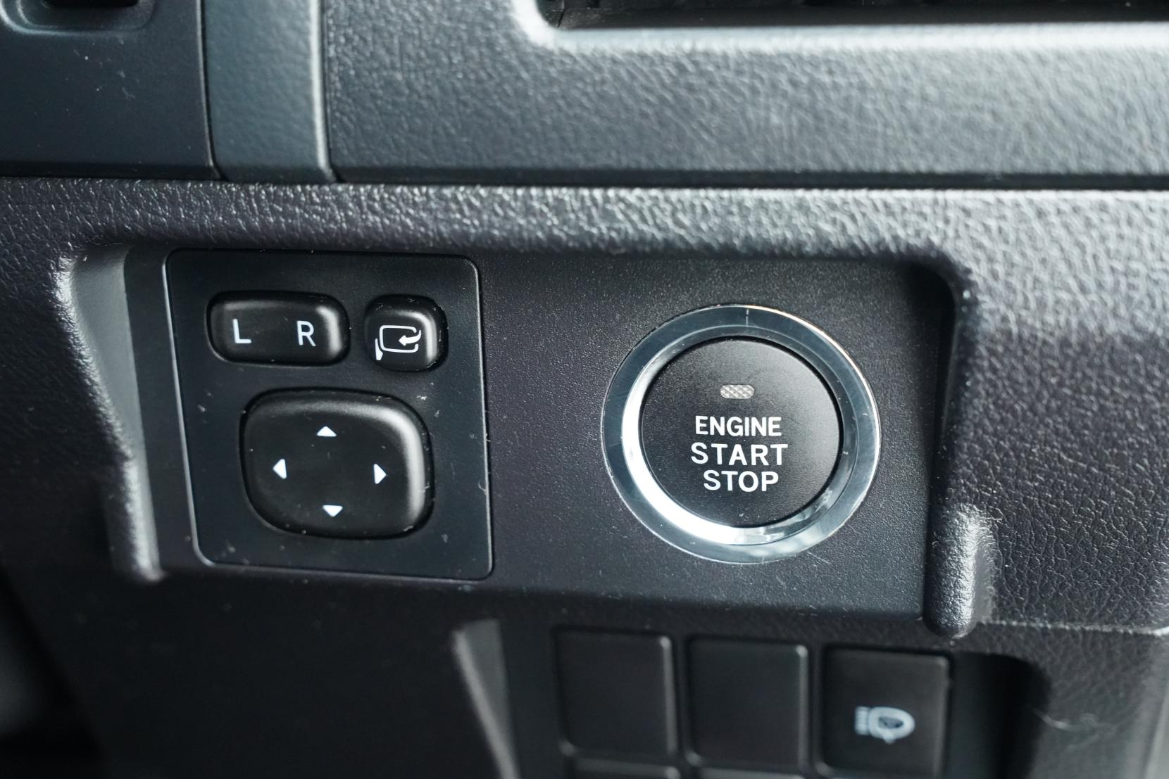 Toyota Land Cruiser 2.8 TX 2.8TD 5 Seater