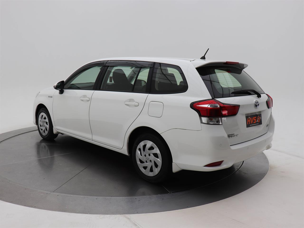 Toyota Corolla 1.5 Fielder Hybrid