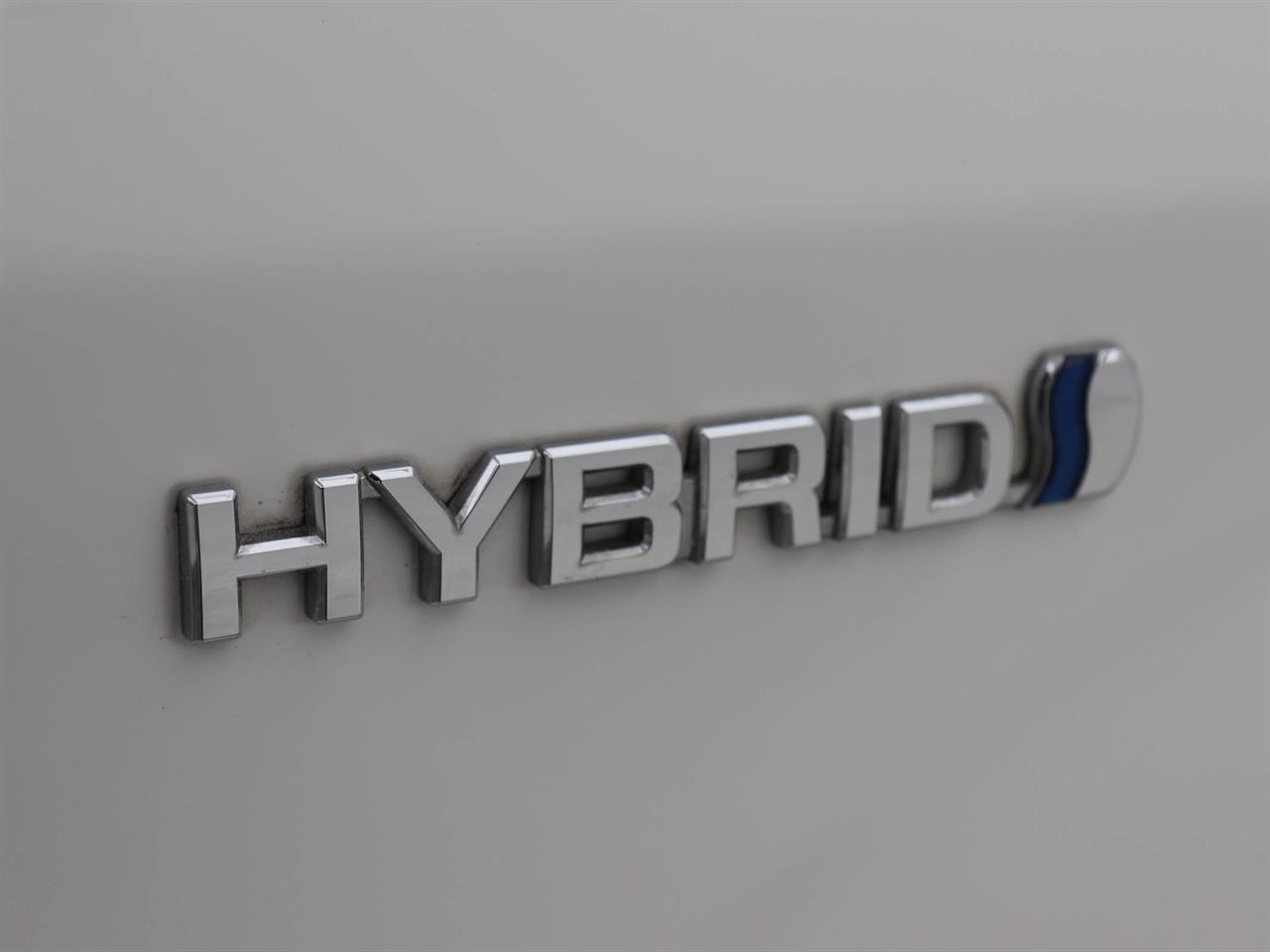 Toyota Corolla 1.5 Axio Hybrid 8 SRS