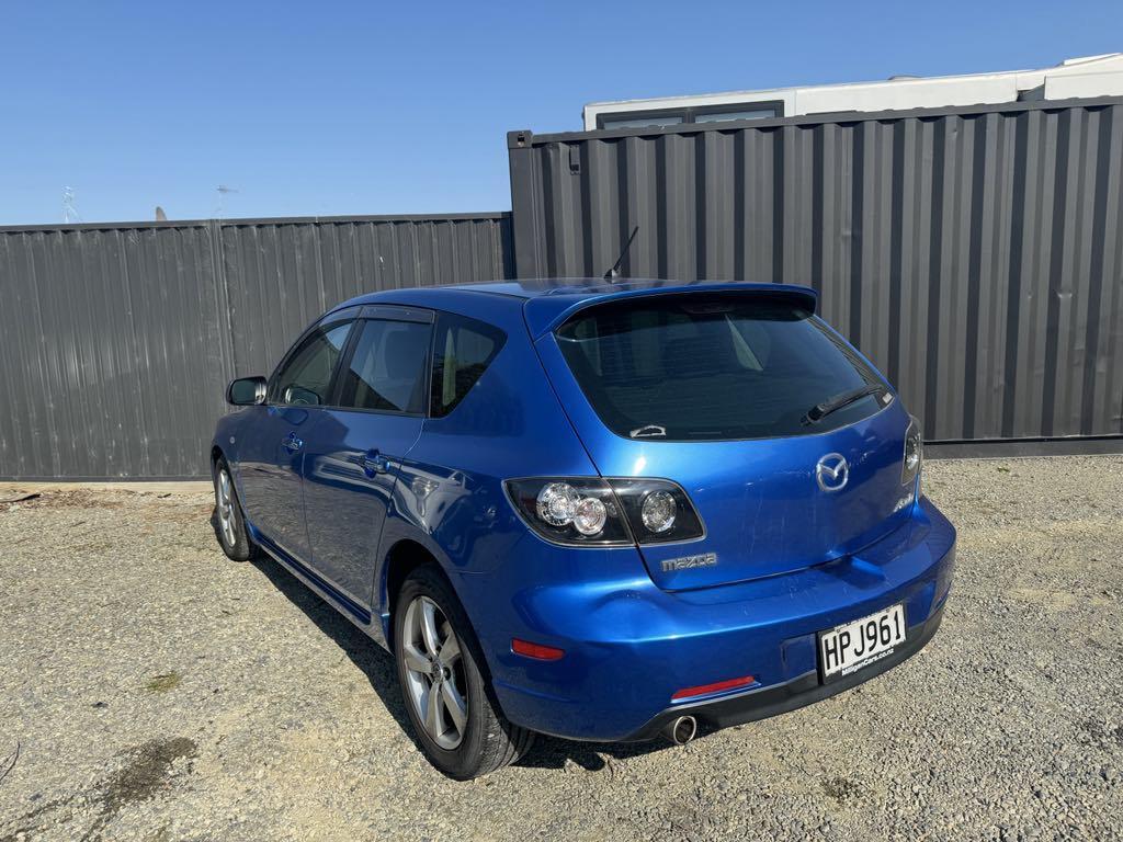 Mazda Axela 20S Hatch