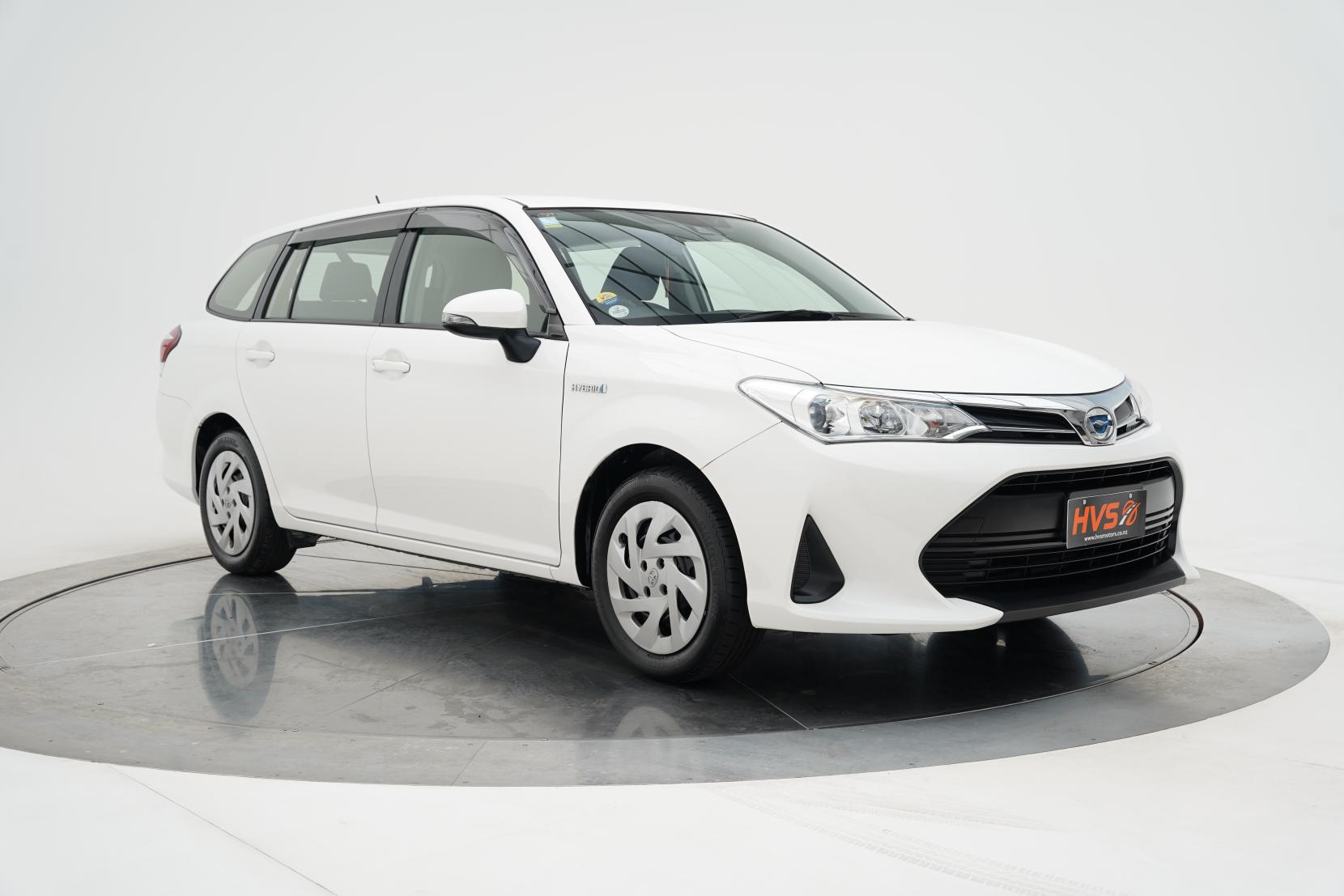 Toyota Corolla 1.5 Fielder Hybrid