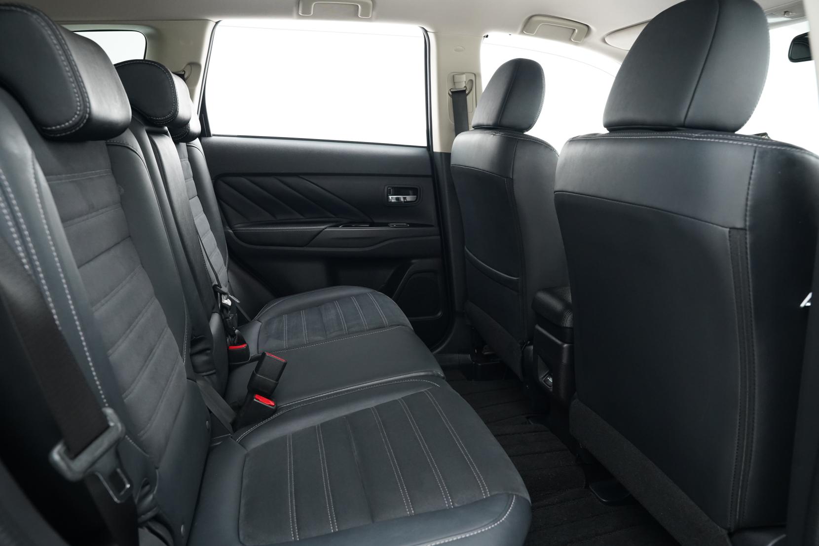 Mitsubishi Outlander 2.0 PHEV PHEV 4WD G SAFETY PACKAGE