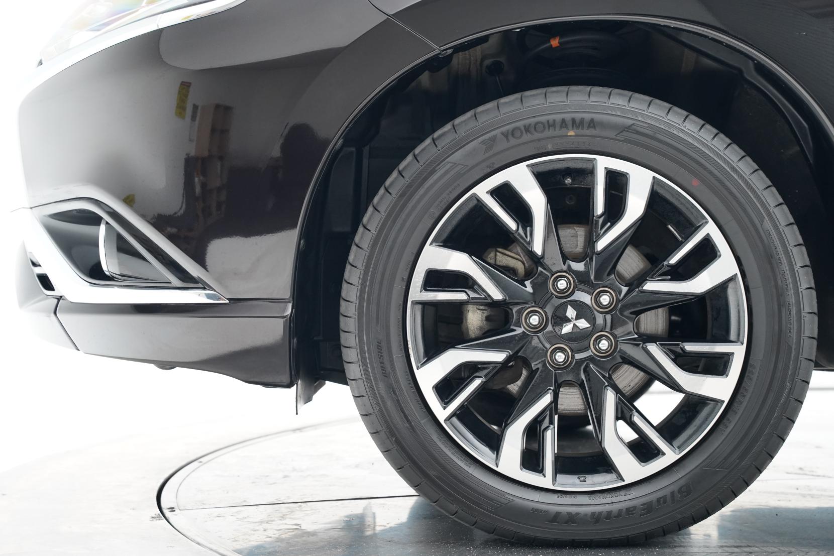 Mitsubishi Outlander 2.0 PHEV PHEV 4WD G SAFETY PACKAGE